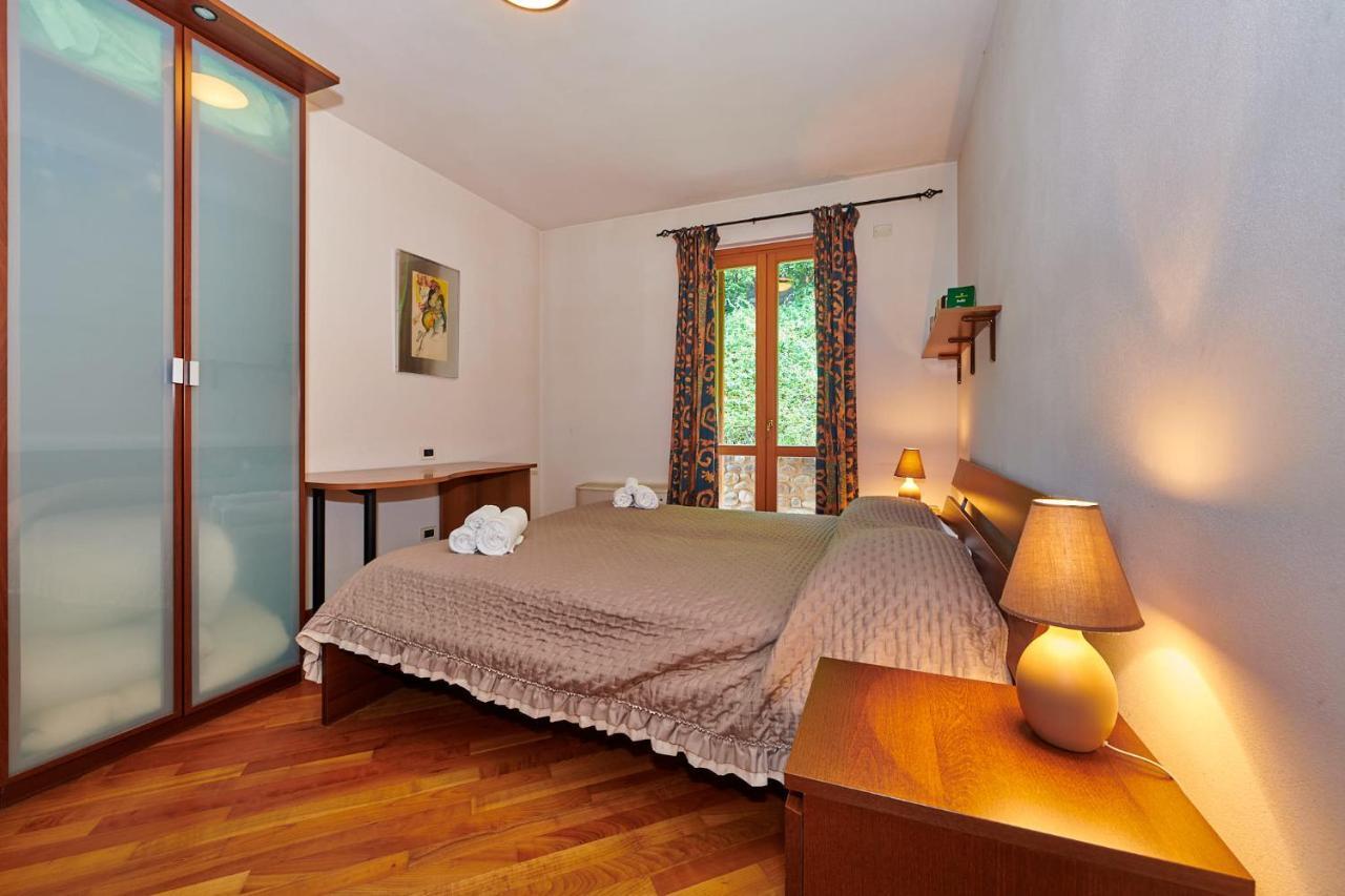 Apartmentsgarda - Baia D'Argento Residence 科斯特曼诺 外观 照片