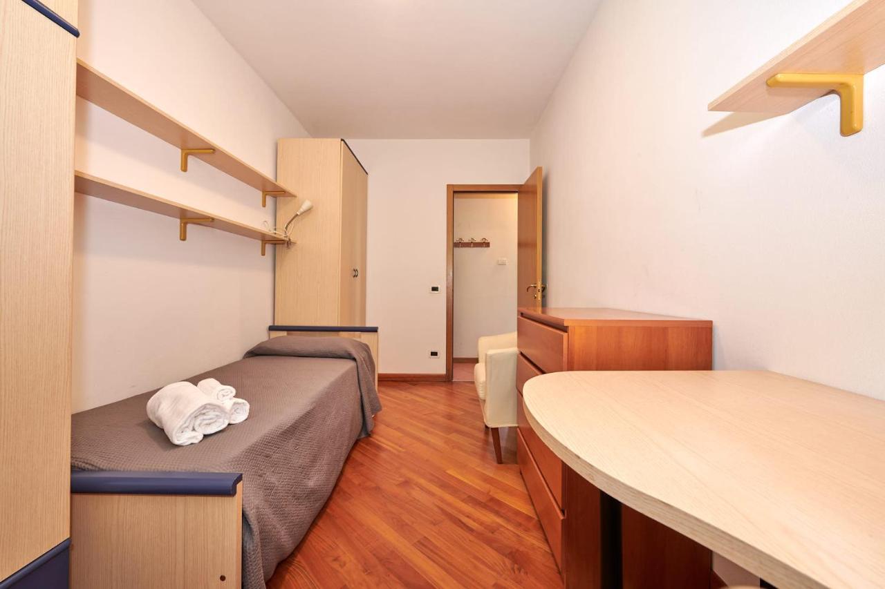 Apartmentsgarda - Baia D'Argento Residence 科斯特曼诺 外观 照片